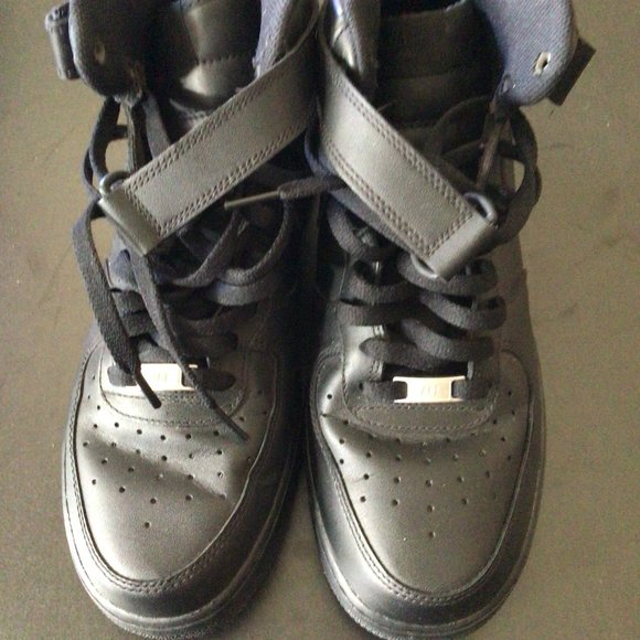 Nike Air Jordan - Picture 1 of 5